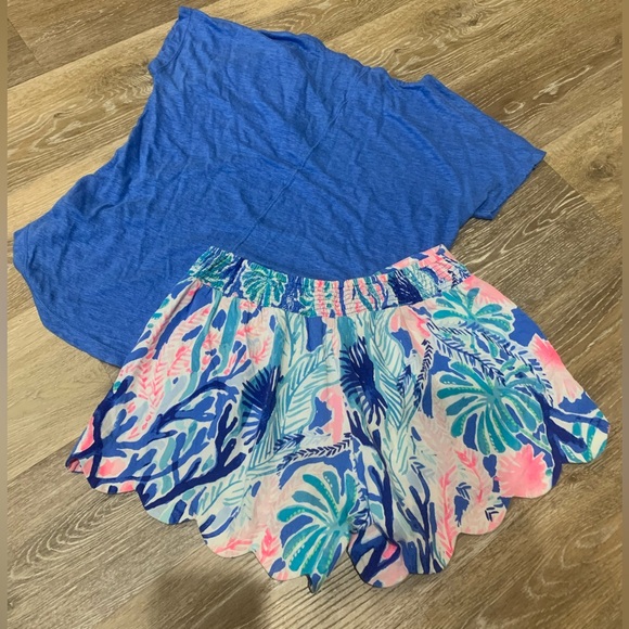 Lilly Pulitzer XS blue shirt and scalloped short set - Picture 6 of 6